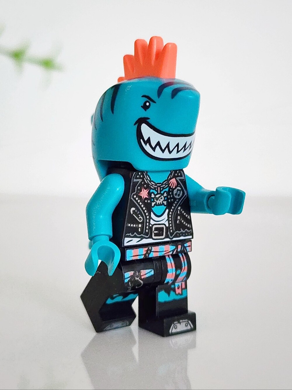 LEGO VIDIYO Shark Singer Minifigure VID002 43101 Bandmates Season 1 Retired